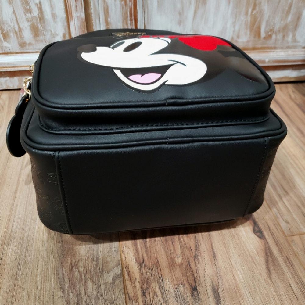NWT Disney Minnie Mouse Backpack - Picture 12 of 12